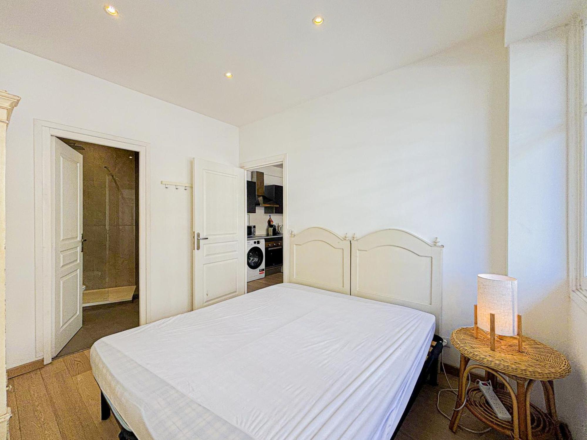 Gambetta - Wifi, 2pers, Hyper Center Appartamento